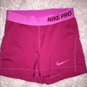 PINK nike pros!!
